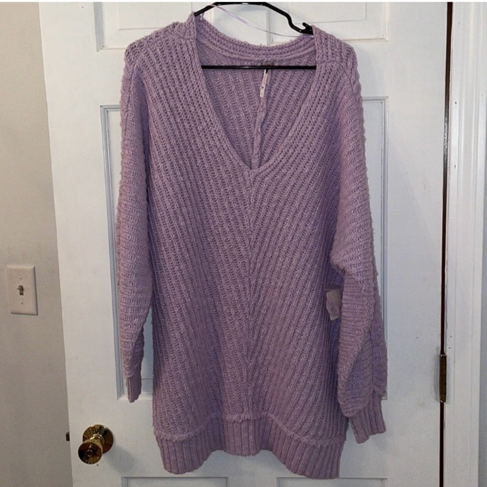 NWT Free People Lavender V-Neck Women's Oversized Sweater Size Small